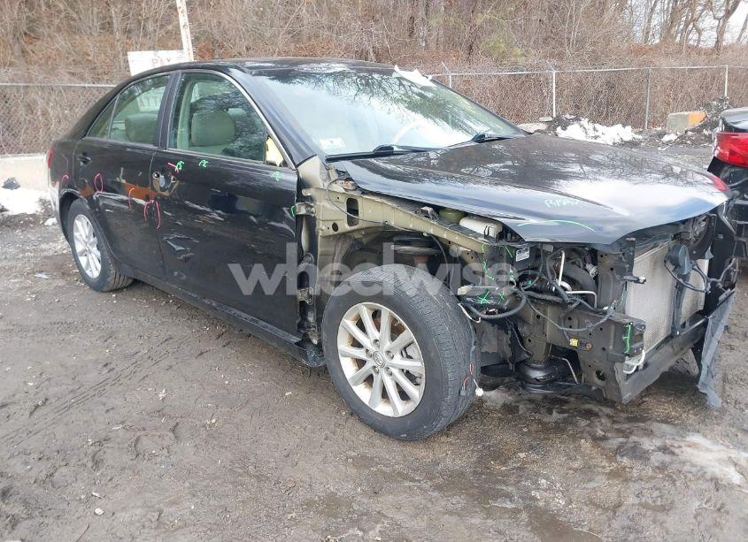 2011 Toyota Camry XLE V6 (VIN 4T1BK3EK0BU125814) main photo