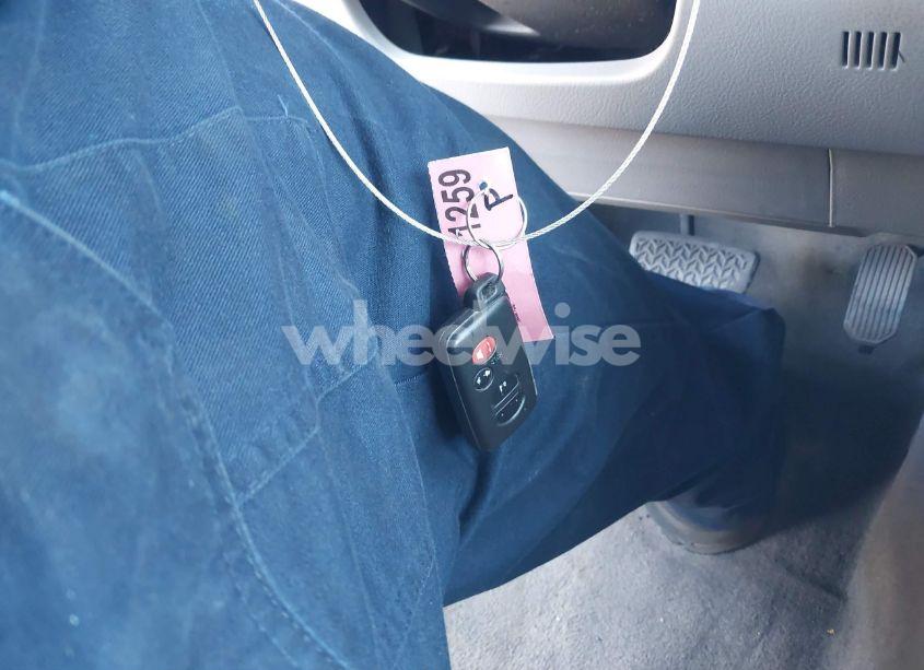 Photo 11 of 2011 Toyota Camry XLE V6 (VIN 4T1BK3EK0BU126266)