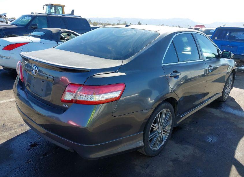 Photo 4 of 2011 Toyota Camry SE V6 (VIN 4T1BK3EK0BU620109)