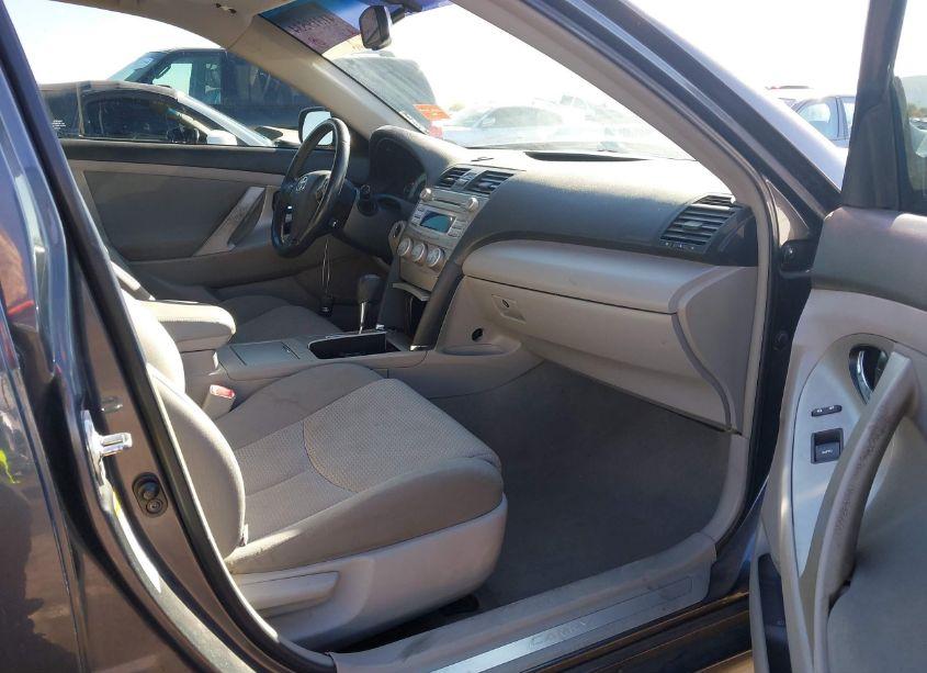 Photo 5 of 2011 Toyota Camry SE V6 (VIN 4T1BK3EK0BU620109)