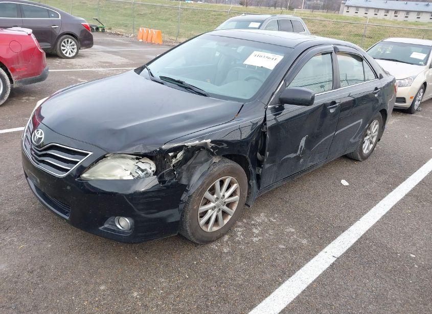 Photo 2 of 2011 Toyota Camry XLE V6 (VIN 4T1BK3EK0BU623737)