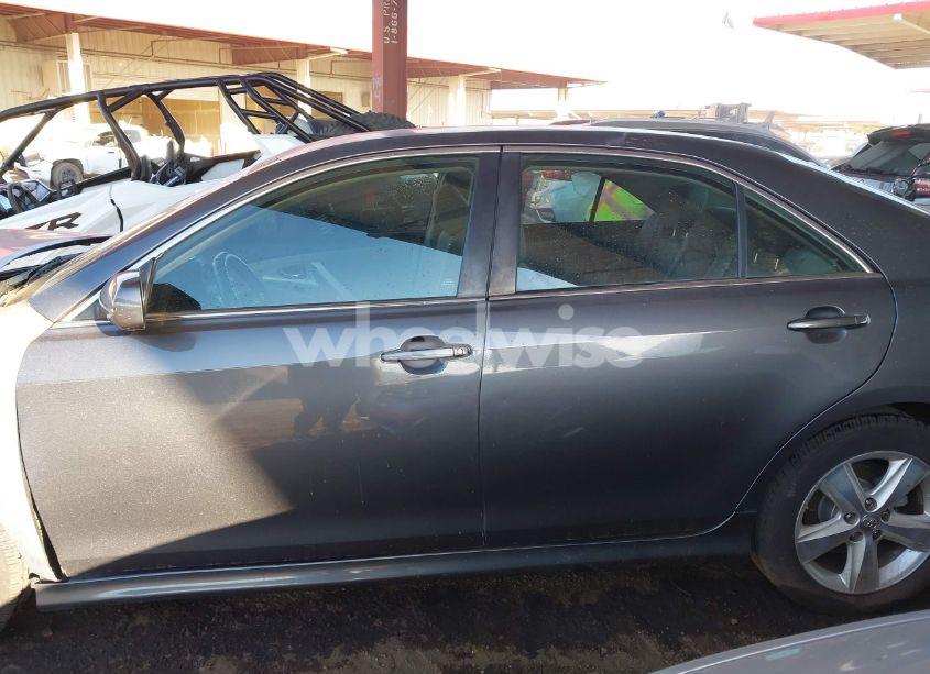 Photo 15 of 2011 Toyota Camry SE V6 (VIN 4T1BK3EK0BU628484)