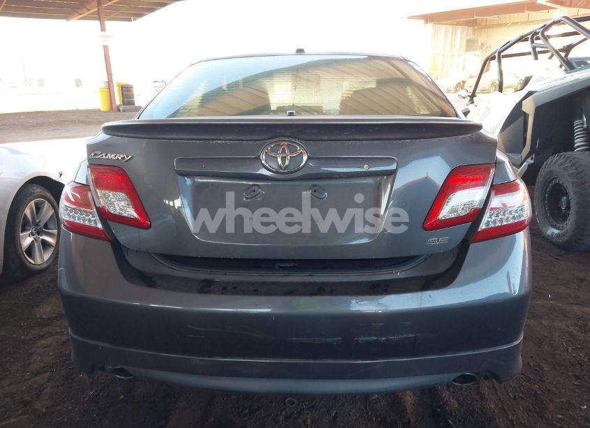 Photo 17 of 2011 Toyota Camry SE V6 (VIN 4T1BK3EK0BU628484)