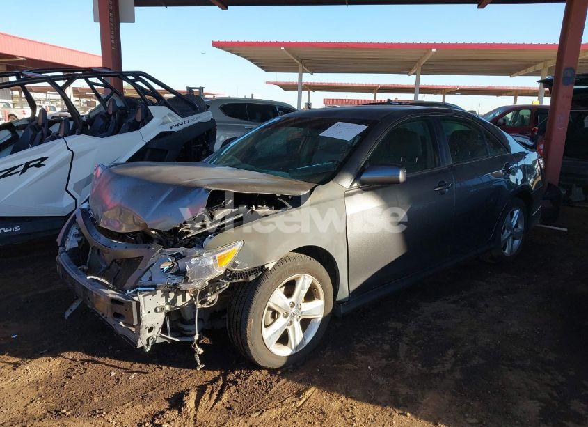 Photo 2 of 2011 Toyota Camry SE V6 (VIN 4T1BK3EK0BU628484)