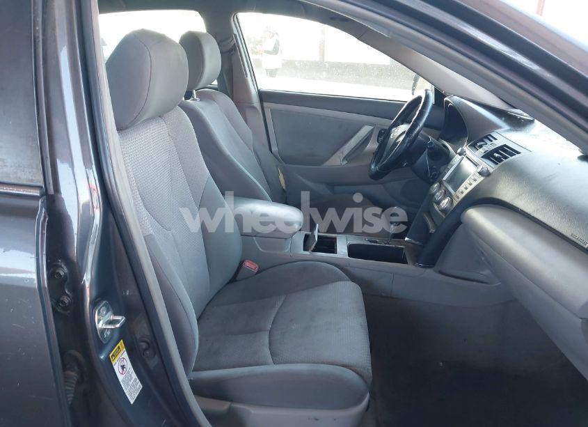 Photo 5 of 2011 Toyota Camry SE V6 (VIN 4T1BK3EK0BU628484)