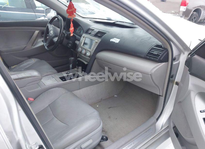 Photo 5 of 2010 Toyota Camry SE V6 (VIN 4T1BK3EK1AU108745)