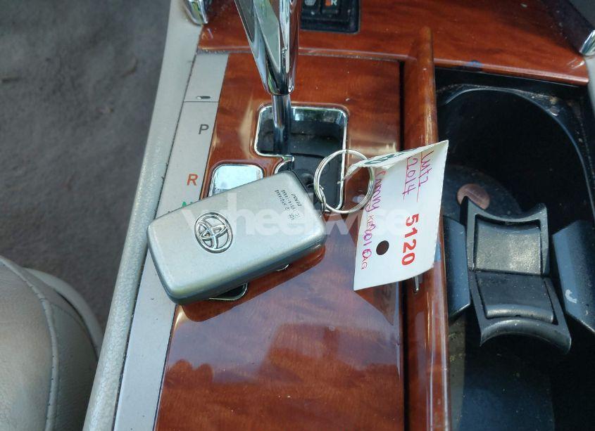 Photo 11 of 2010 Toyota Camry XLE V6 (VIN 4T1BK3EK1AU112925)