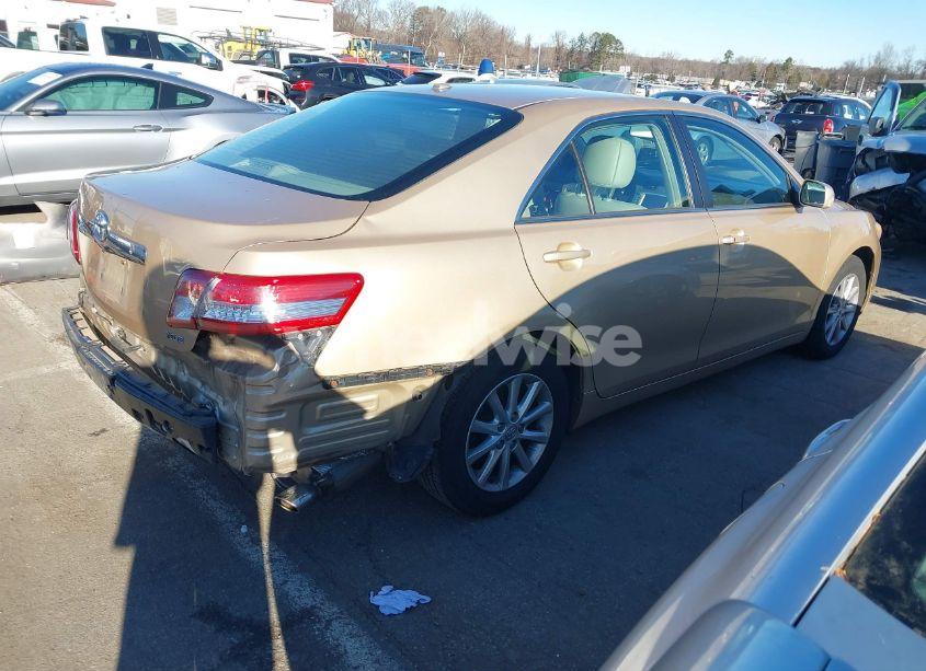 Photo 4 of 2010 Toyota Camry XLE V6 (VIN 4T1BK3EK1AU112925)