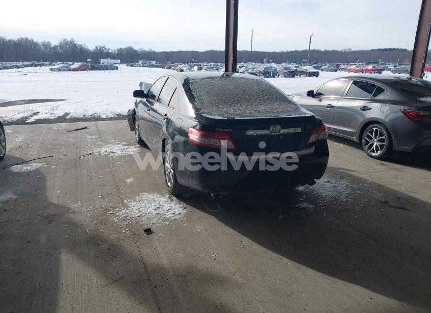 Photo 3 of 2011 Toyota Camry XLE V6 (VIN 4T1BK3EK1BU123313)