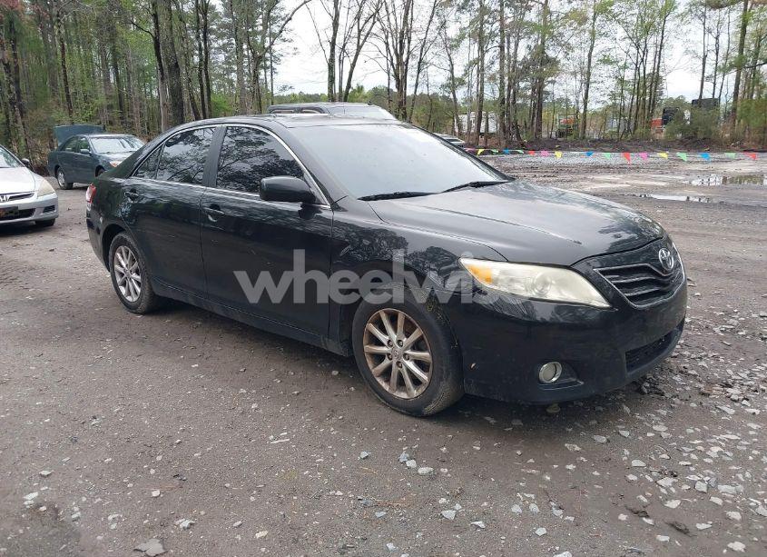 2011 Toyota Camry XLE V6 (VIN 4T1BK3EK1BU128866) main photo