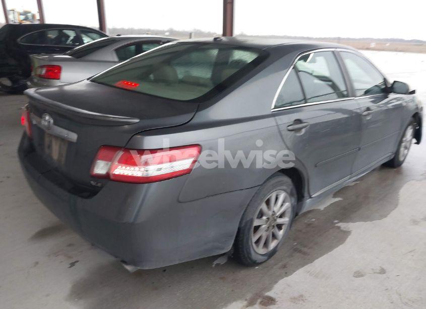 Photo 4 of 2011 Toyota Camry XLE V6 (VIN 4T1BK3EK1BU129547)