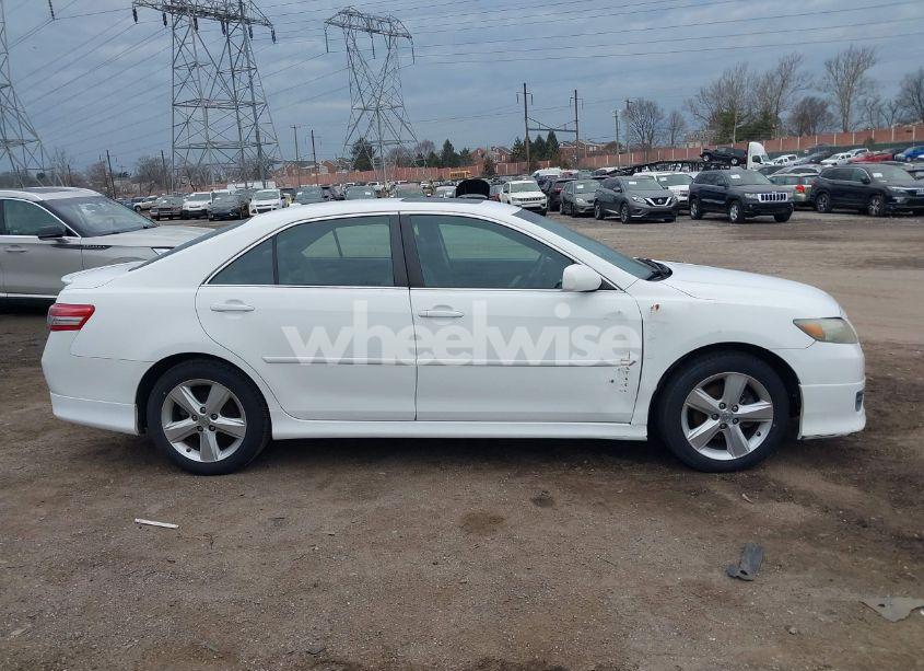 Photo 14 of 2011 Toyota Camry SE V6 (VIN 4T1BK3EK1BU619583)