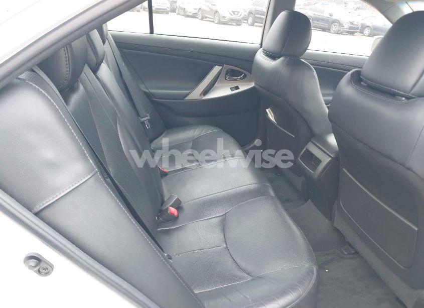 Photo 8 of 2011 Toyota Camry SE V6 (VIN 4T1BK3EK1BU619583)