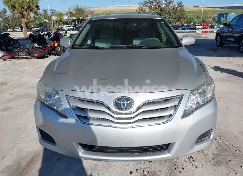 Photo 12 of 2010 Toyota Camry LE V6 (VIN 4T1BK3EK2AU114280)
