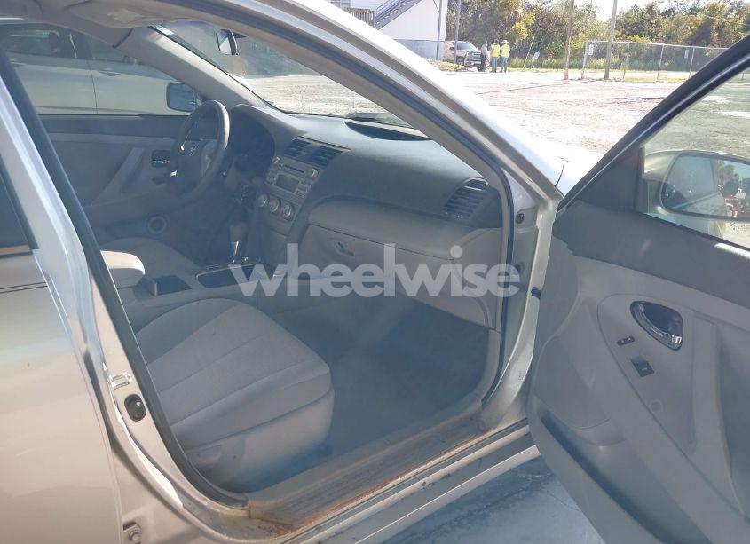 Photo 5 of 2010 Toyota Camry LE V6 (VIN 4T1BK3EK2AU114280)