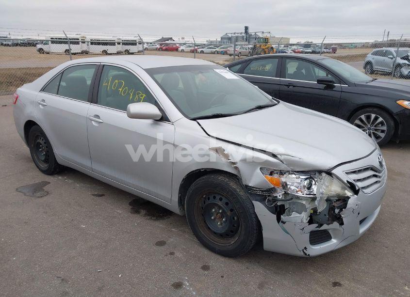 2010 Toyota Camry LE V6 (VIN 4T1BK3EK2AU598404) main photo