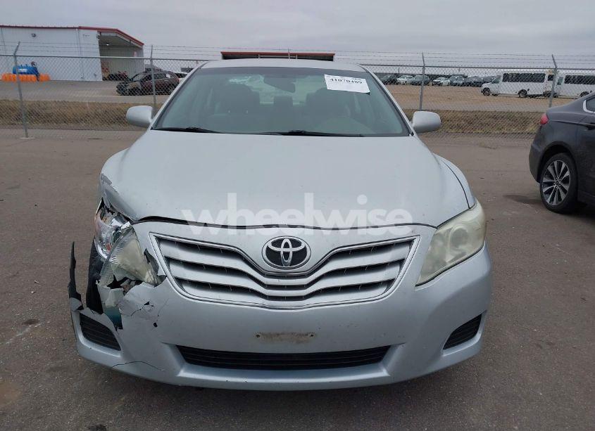 Photo 12 of 2010 Toyota Camry LE V6 (VIN 4T1BK3EK2AU598404)