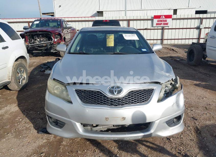 Photo 11 of 2011 Toyota Camry SE V6 (VIN 4T1BK3EK2BU118329)