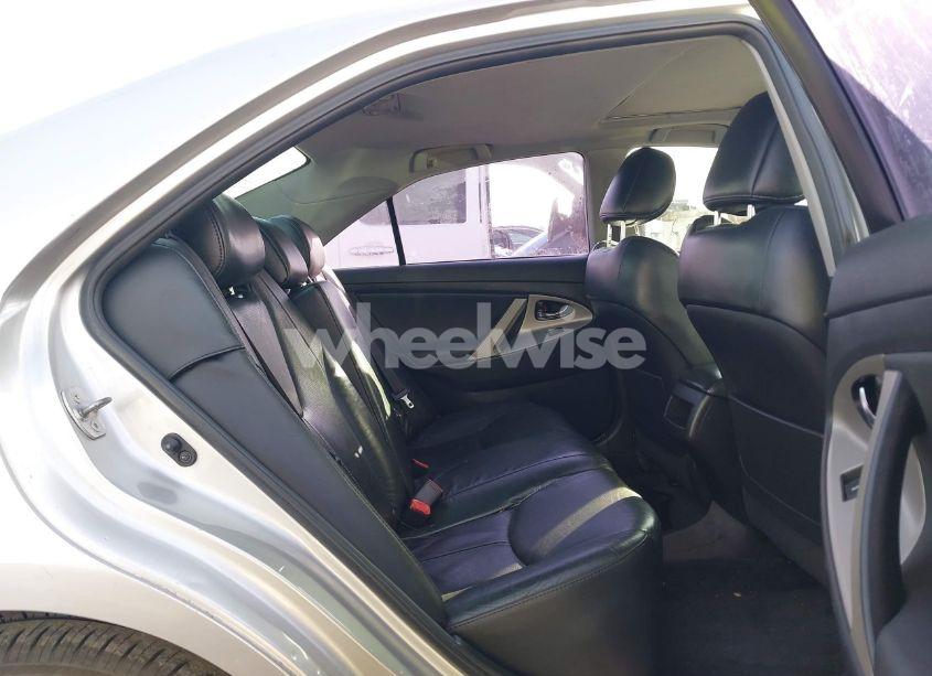 Photo 8 of 2011 Toyota Camry SE V6 (VIN 4T1BK3EK2BU118329)