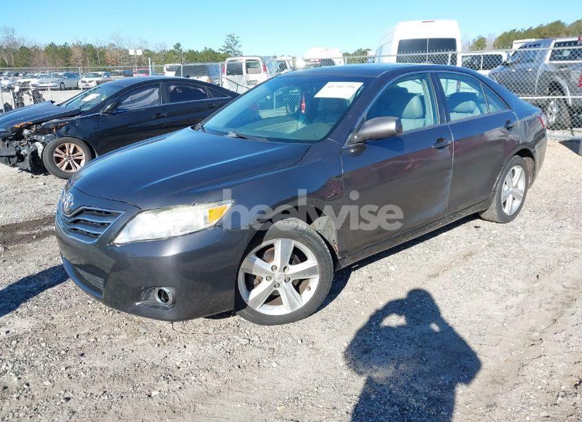 Photo 2 of 2011 Toyota Camry XLE V6 (VIN 4T1BK3EK2BU129556)