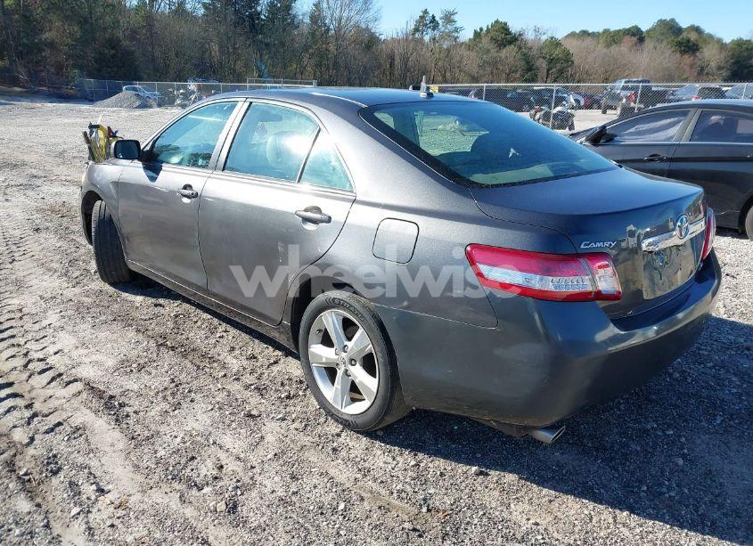 Photo 3 of 2011 Toyota Camry XLE V6 (VIN 4T1BK3EK2BU129556)