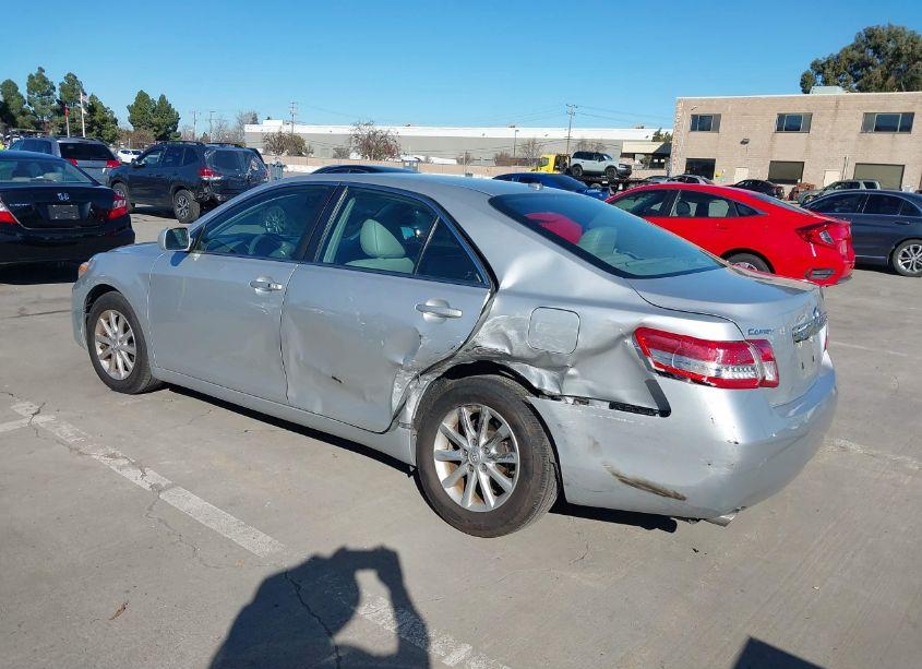 Photo 3 of 2011 Toyota Camry XLE V6 (VIN 4T1BK3EK2BU130268)