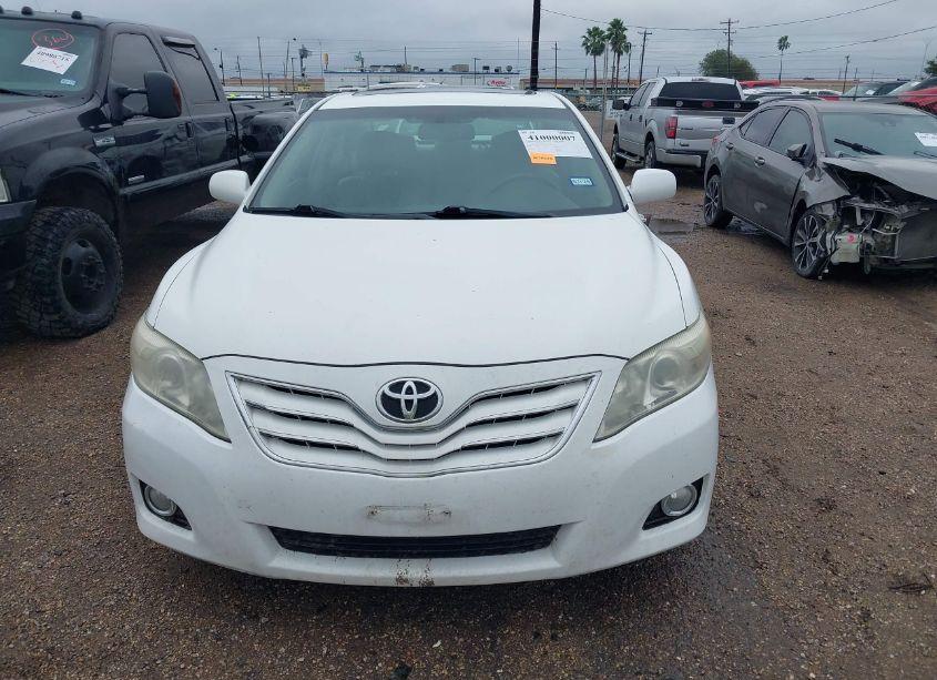 Photo 13 of 2011 Toyota Camry XLE V6 (VIN 4T1BK3EK2BU610746)