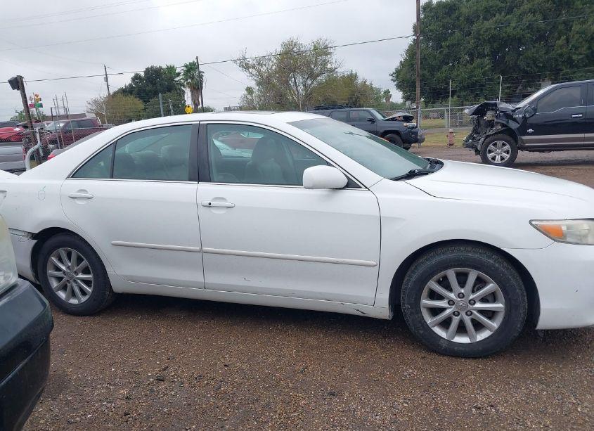 Photo 14 of 2011 Toyota Camry XLE V6 (VIN 4T1BK3EK2BU610746)