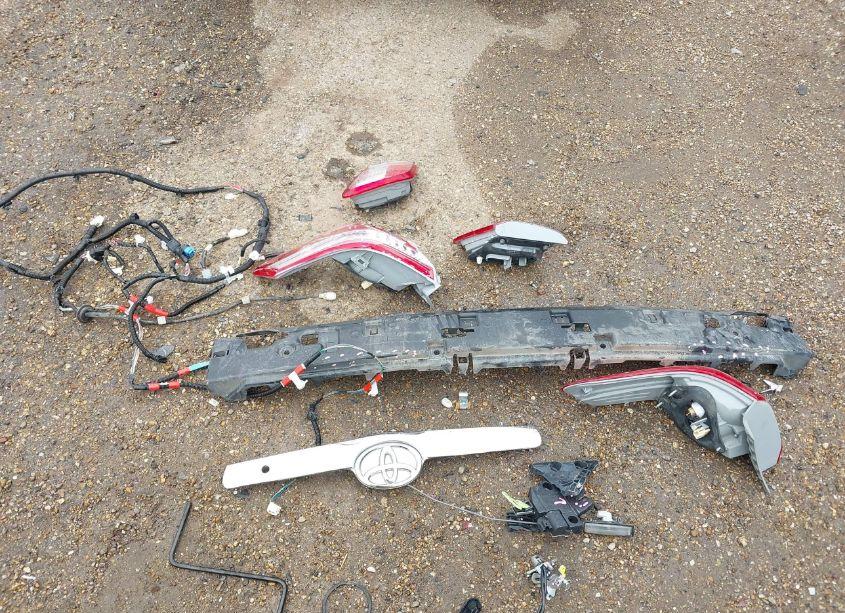 Photo 18 of 2011 Toyota Camry XLE V6 (VIN 4T1BK3EK2BU610746)