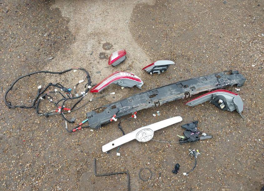 Photo 19 of 2011 Toyota Camry XLE V6 (VIN 4T1BK3EK2BU610746)