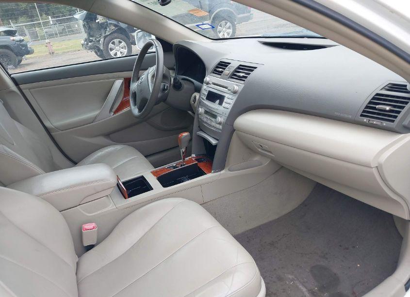 Photo 5 of 2011 Toyota Camry XLE V6 (VIN 4T1BK3EK2BU610746)