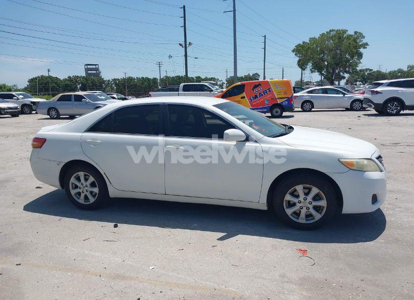 Photo 13 of 2011 Toyota Camry LE V6 (VIN 4T1BK3EK2BU614537)