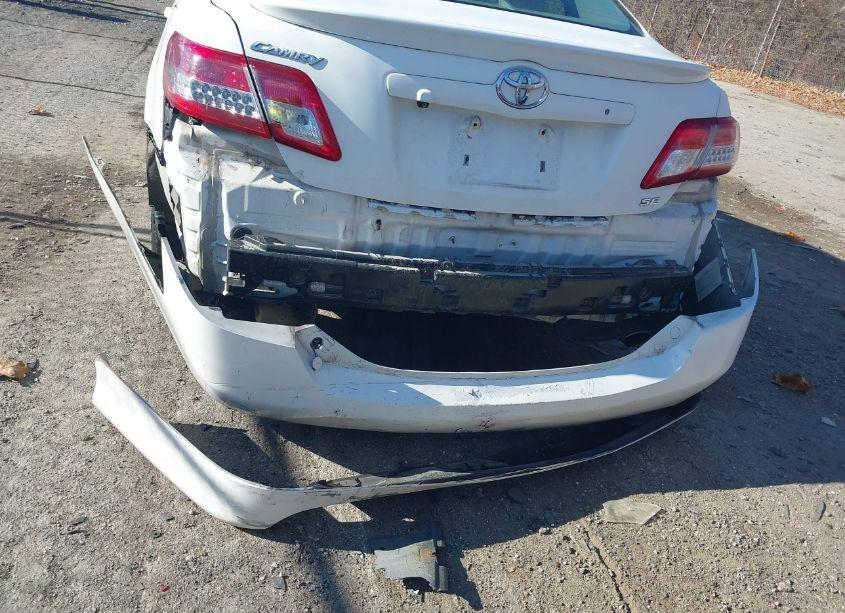 Photo 6 of 2011 Toyota Camry SE V6 (VIN 4T1BK3EK2BU615896)