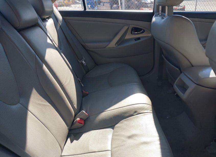 Photo 8 of 2011 Toyota Camry SE V6 (VIN 4T1BK3EK2BU615896)