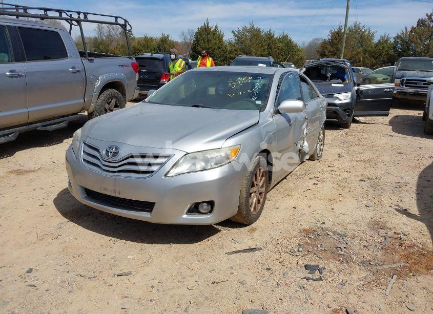 Photo 2 of 2011 Toyota Camry XLE V6 (VIN 4T1BK3EK2BU616546)