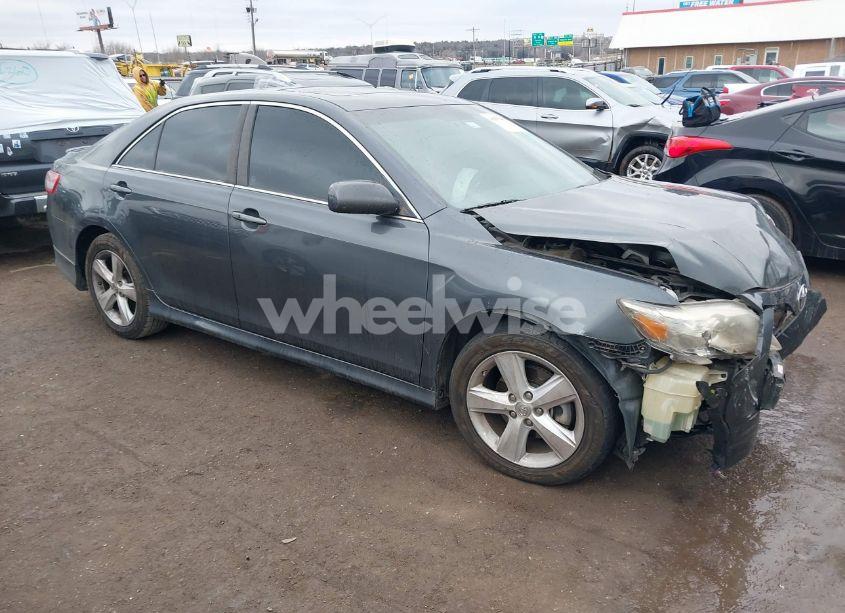 2011 Toyota Camry SE V6 (VIN 4T1BK3EK3BU119523) main photo