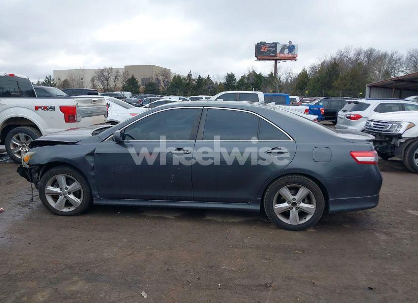 Photo 14 of 2011 Toyota Camry SE V6 (VIN 4T1BK3EK3BU119523)