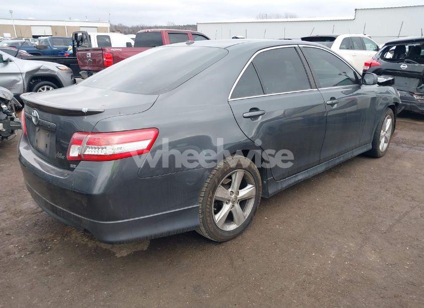 Photo 4 of 2011 Toyota Camry SE V6 (VIN 4T1BK3EK3BU119523)