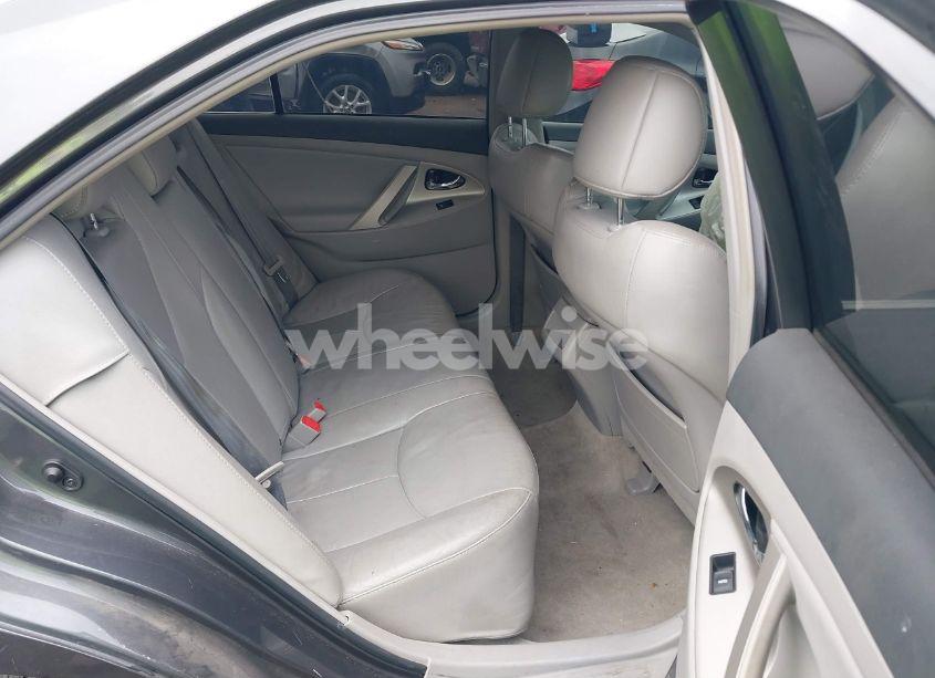 Photo 8 of 2011 Toyota Camry SE V6 (VIN 4T1BK3EK3BU119523)