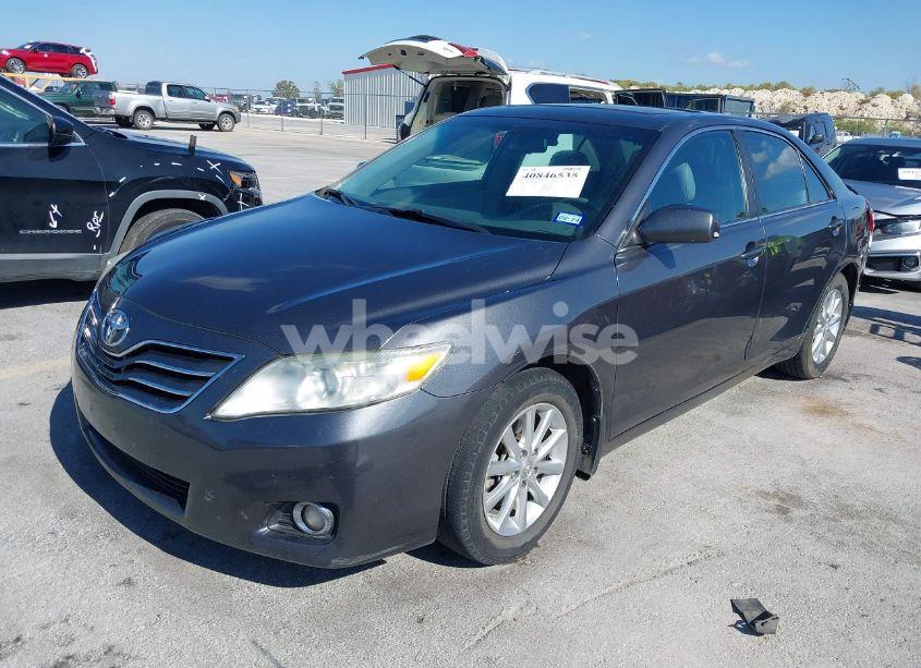 Photo 2 of 2011 Toyota Camry XLE V6 (VIN 4T1BK3EK3BU132997)