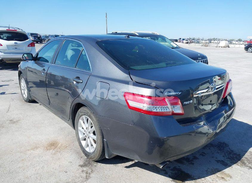 Photo 3 of 2011 Toyota Camry XLE V6 (VIN 4T1BK3EK3BU132997)