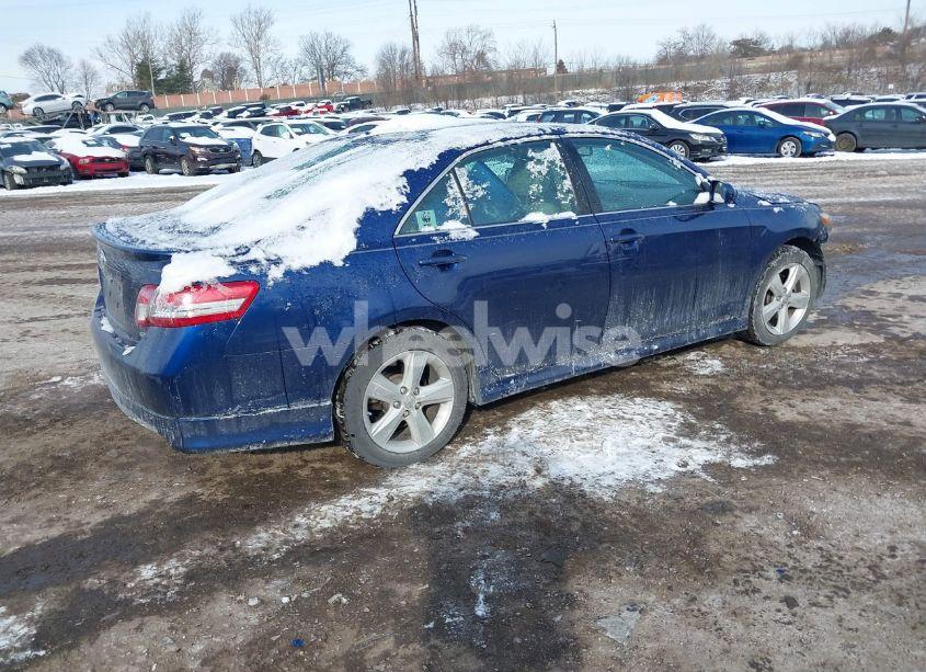 Photo 4 of 2011 Toyota Camry SE V6 (VIN 4T1BK3EK3BU613557)