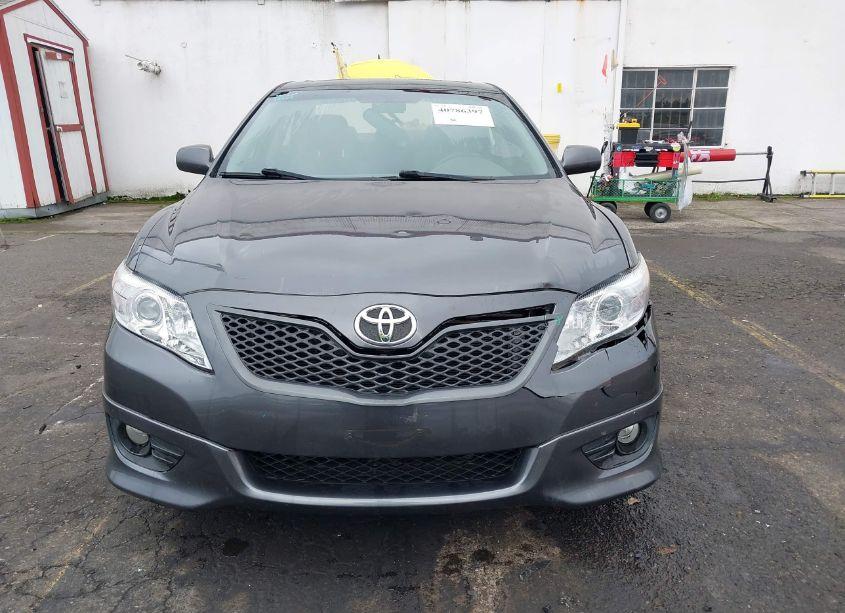 Photo 12 of 2011 Toyota Camry SE V6 (VIN 4T1BK3EK3BU616006)