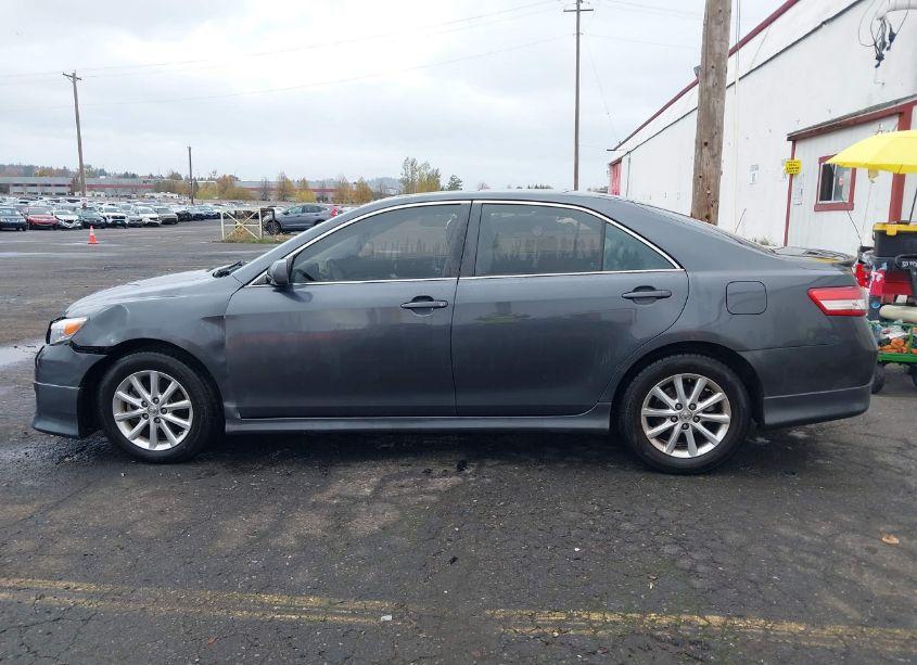 Photo 14 of 2011 Toyota Camry SE V6 (VIN 4T1BK3EK3BU616006)