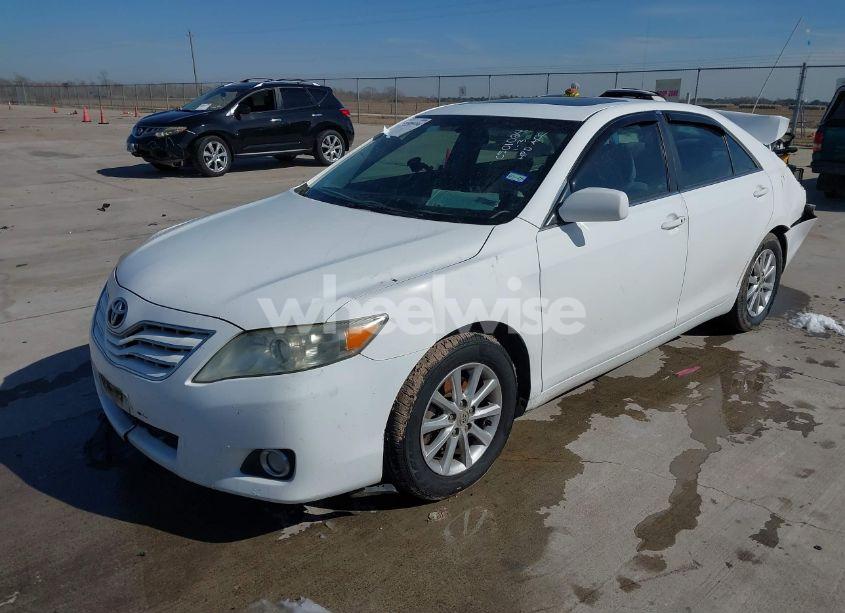 Photo 2 of 2011 Toyota Camry XLE V6 (VIN 4T1BK3EK3BU625871)