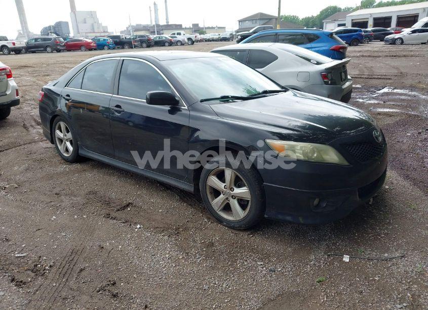 2010 Toyota Camry SE V6 (VIN 4T1BK3EK4AU104849) main photo