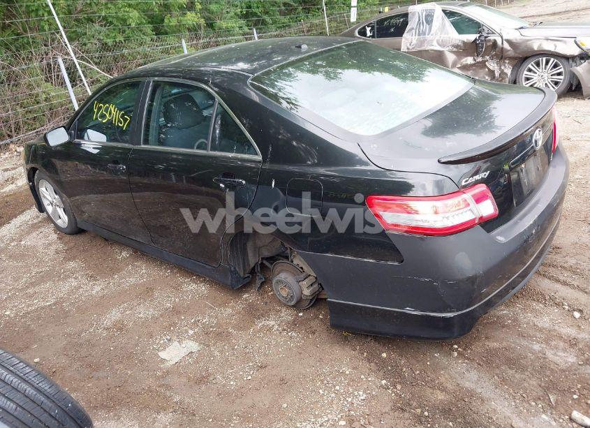 Photo 3 of 2010 Toyota Camry SE V6 (VIN 4T1BK3EK4AU104849)