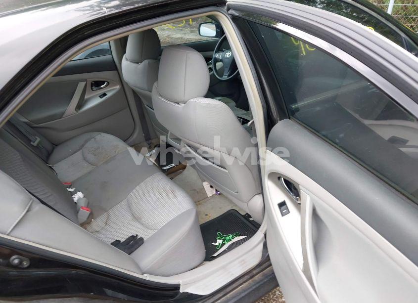 Photo 8 of 2010 Toyota Camry SE V6 (VIN 4T1BK3EK4AU104849)