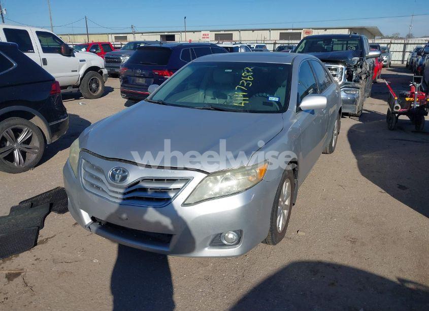 Photo 2 of 2010 Toyota Camry XLE V6 (VIN 4T1BK3EK4AU110277)