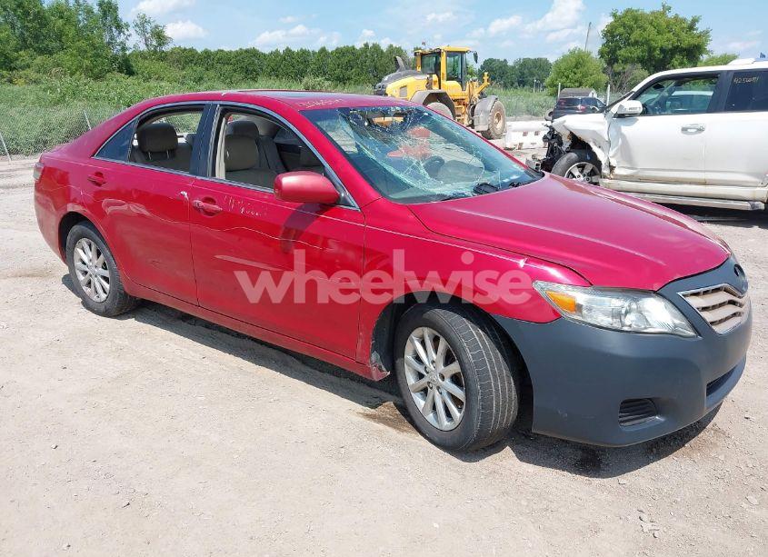 2011 Toyota Camry XLE V6 (VIN 4T1BK3EK4BU117537) main photo